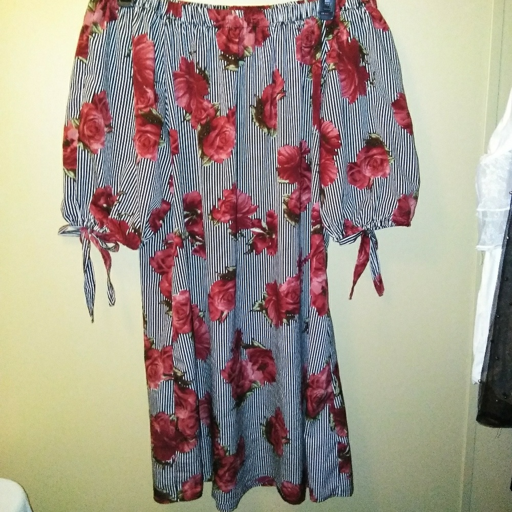 Off the shoulder flower dress